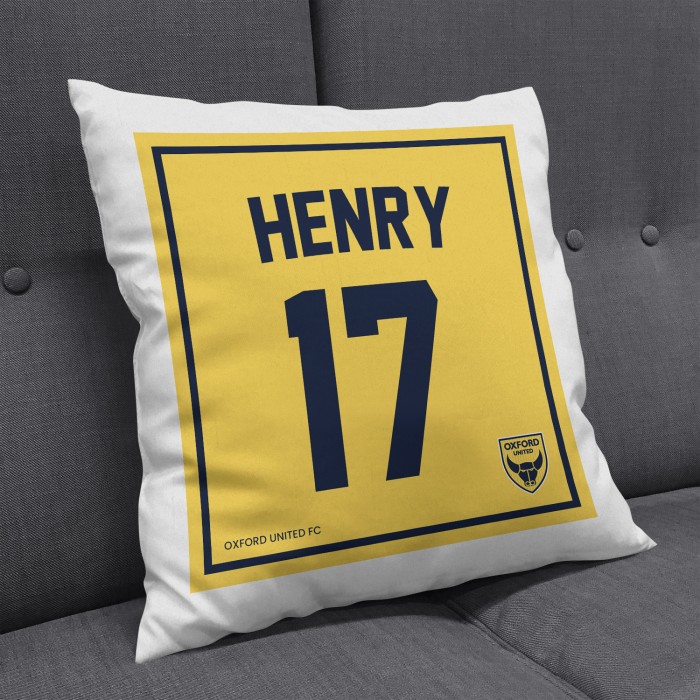 Henry Player Cushion *
